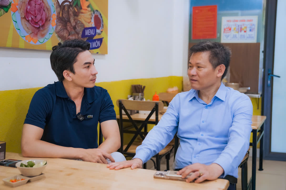 Mentor Andy Phạm thăm quán Phở Mạnh Cường