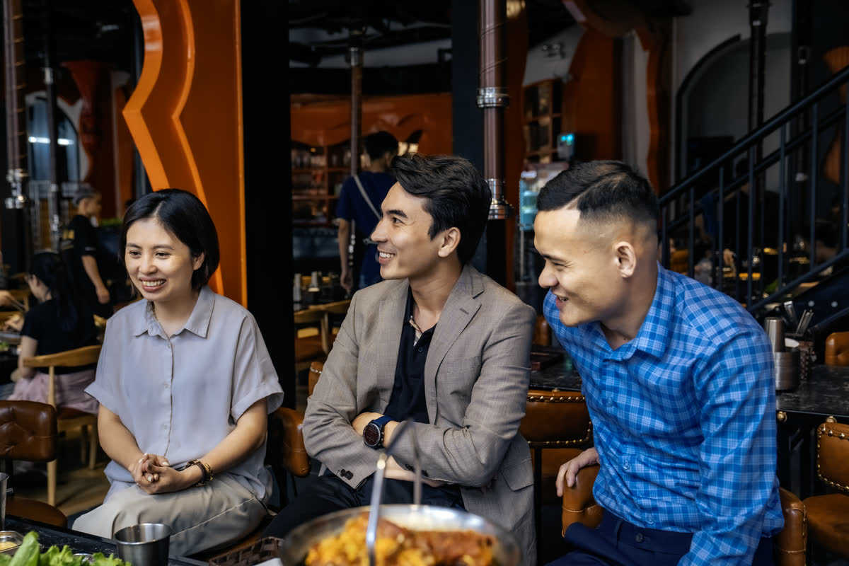 Mentor Andy Phạm thăm và làm việc tại hệ thống Vũ Gia