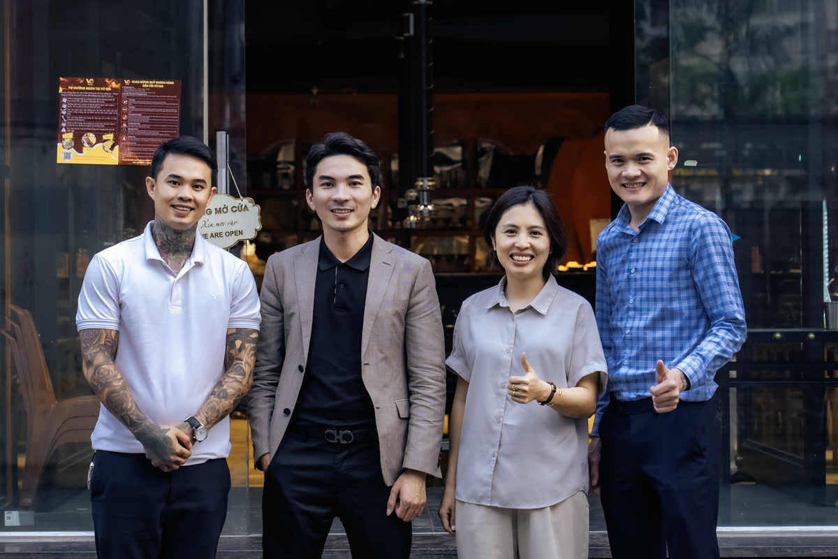 Trao đổi trực tiếp cùng đội ngũ Vũ Gia